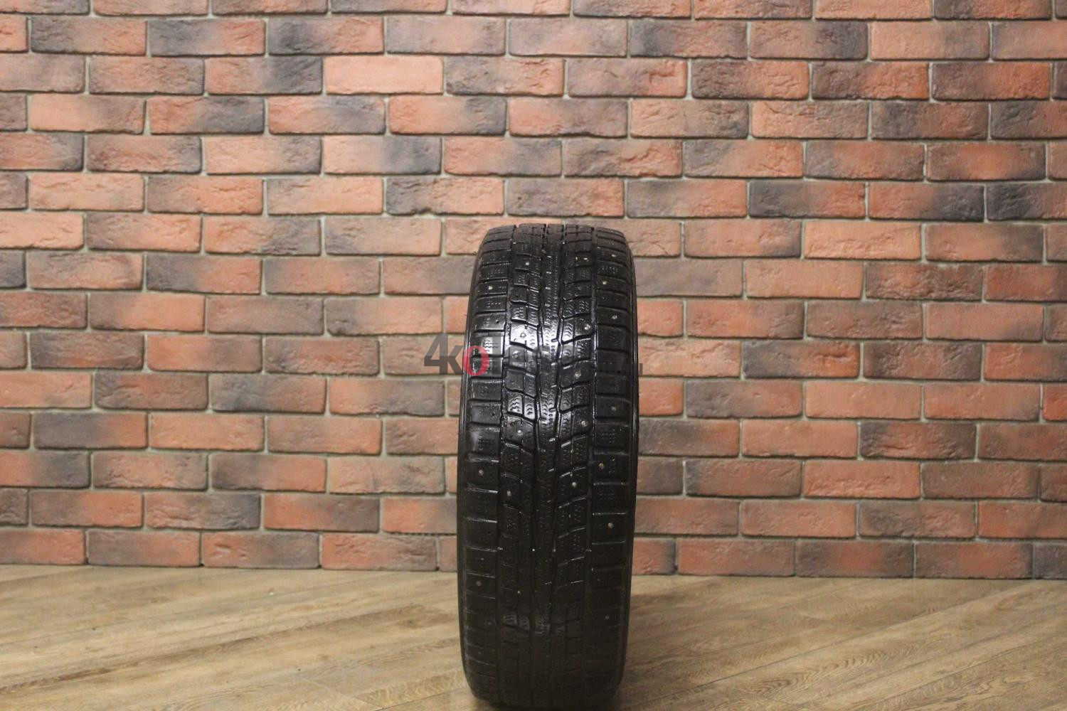 Зимние шипованные шины R15 185/65 Dunlop SP Winter ICE 01 бу (4-5 мм.) остаток шипов 0-25%