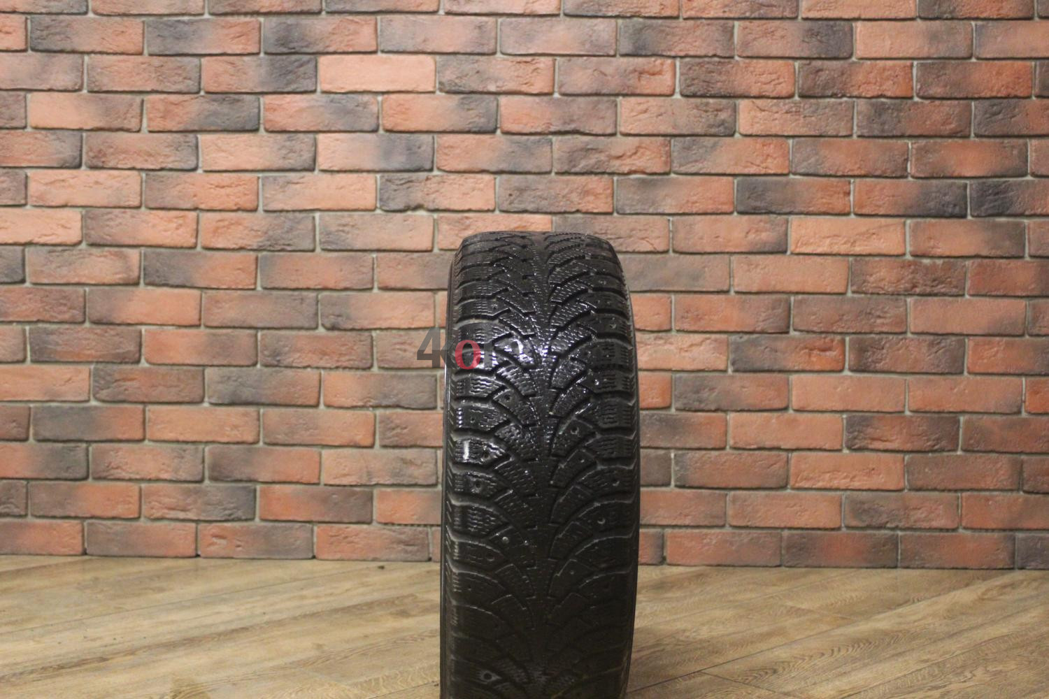 Зимние шипованные шины R14 185/65 Nokian Tyres Nordman 4 бу (4-5 мм.) остаток шипов 0-25%