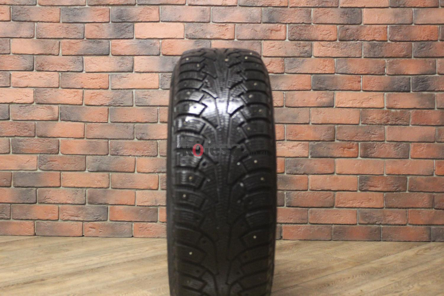 Зимние шипованные шины R17 225/65 Nokian Tyres Hakkapeliitta 5 бу (6-7 мм.) остаток шипов 50-69%