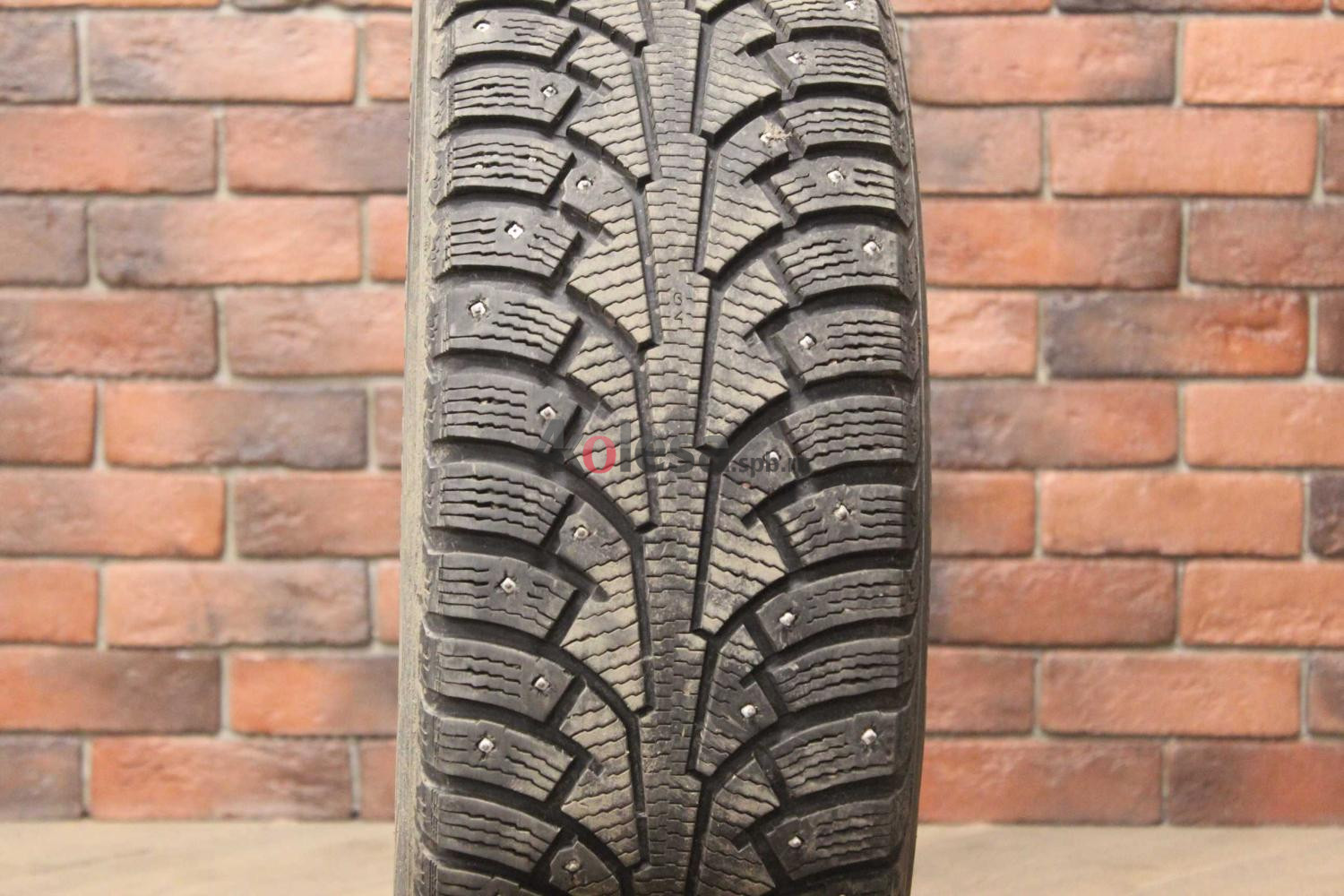 Зимние шипованные шины R16 215/65 Nokian Tyres Hakkapeliitta 5 бу (6-7 мм.) остаток шипов 70-100%