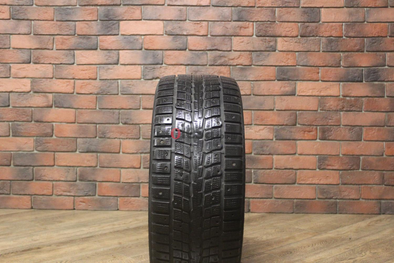 Зимние шипованные шины R17 225/45 Dunlop SP Winter ICE 01 бу (4-5 мм.) остаток шипов 0-25%