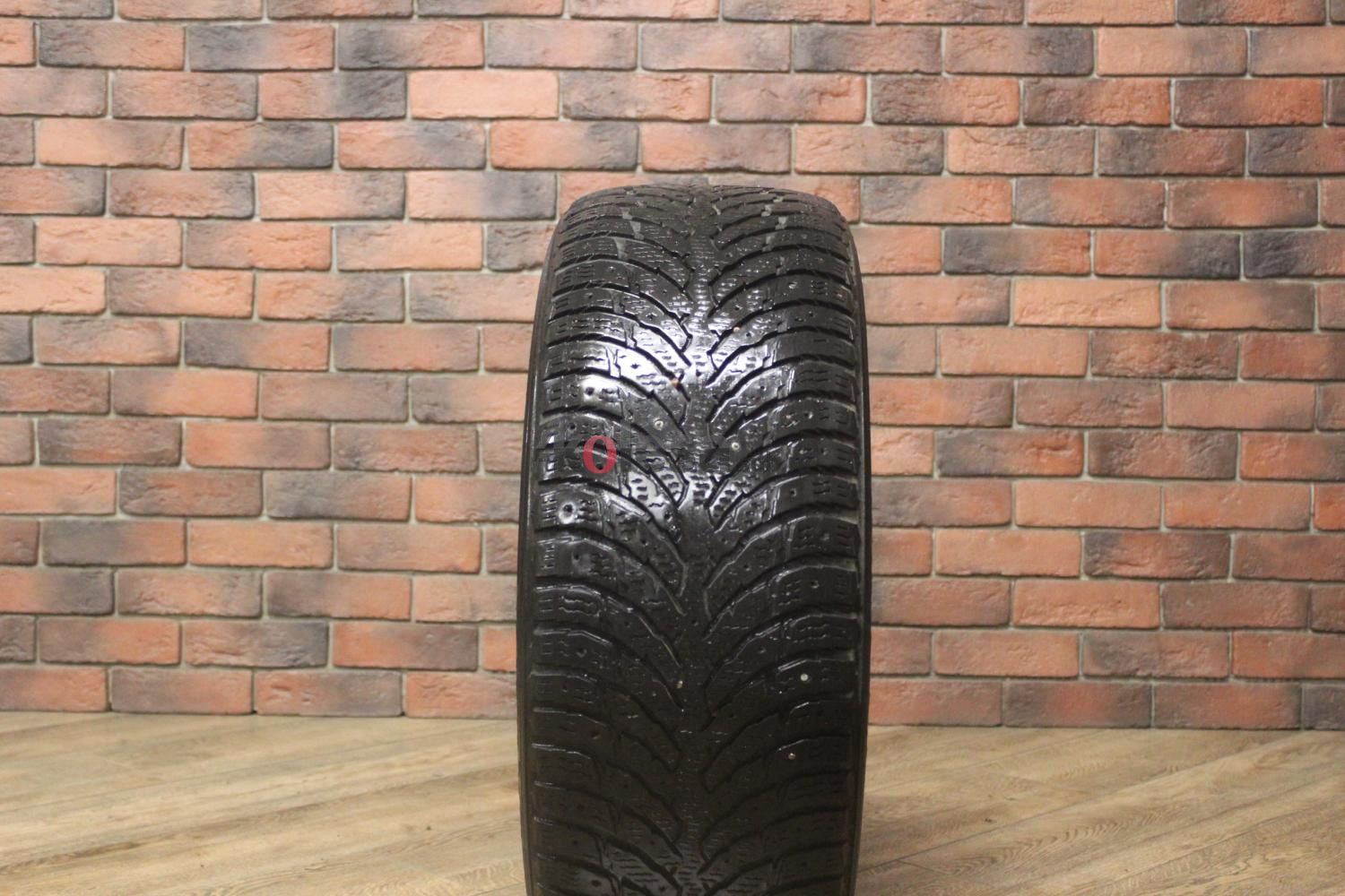 Зимние шипованные шины R17 235/55 Nokian Tyres Hakkapeliitta 9 бу (4-5 мм.) остаток шипов 0-25%