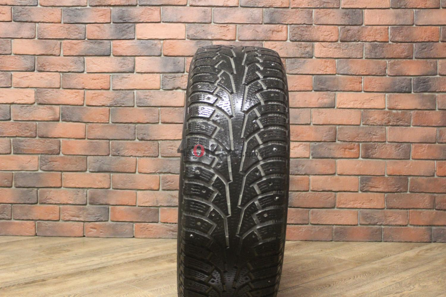 Зимние шипованные шины R18 235/60 Nokian Tyres Nordman 5 бу (4-5 мм.) остаток шипов 25-49%