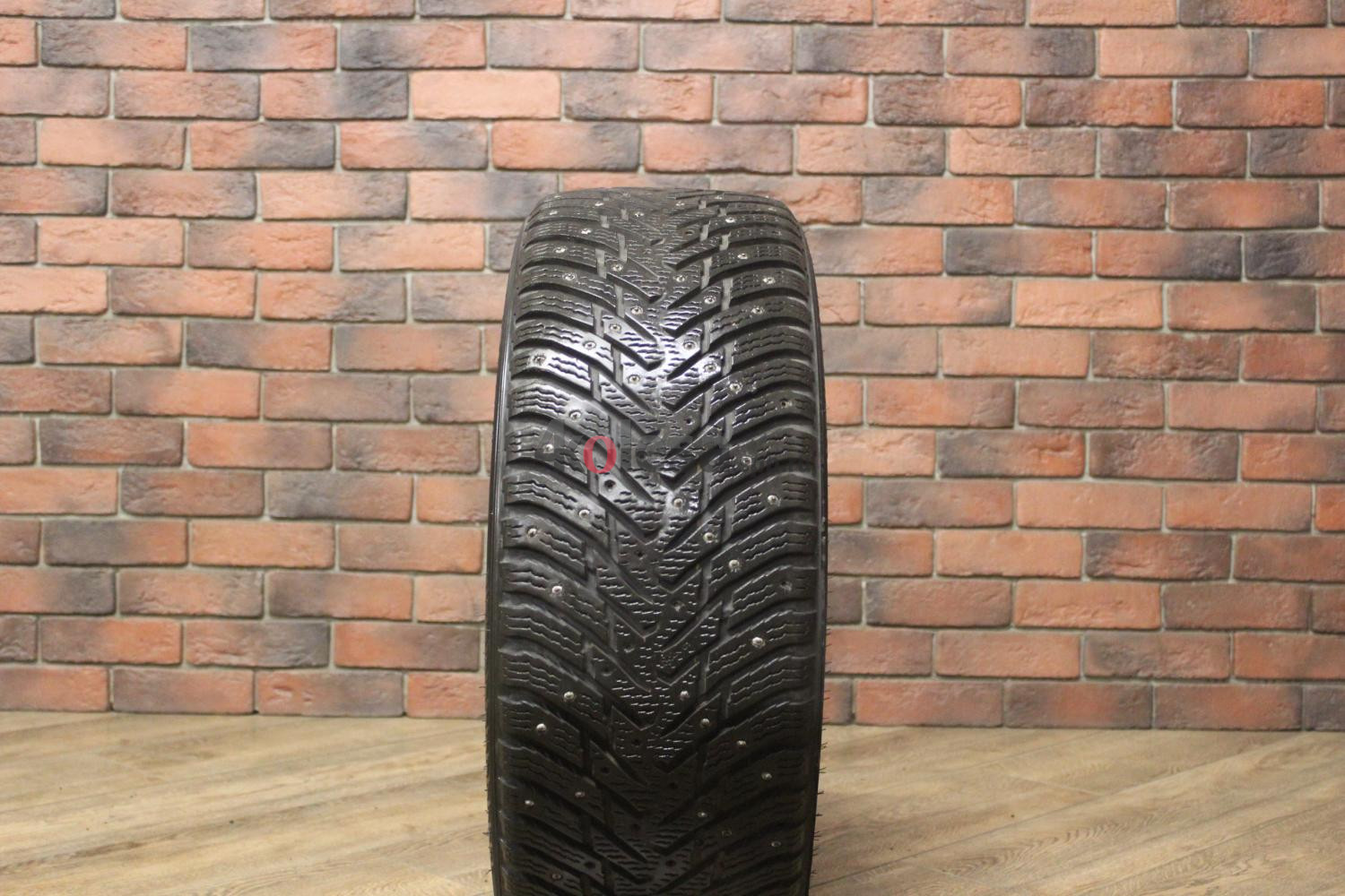 Зимние шипованные шины R19 225/45 Nokian Tyres Hakkapeliitta 8 бу (6-7 мм.) остаток шипов 50-69%