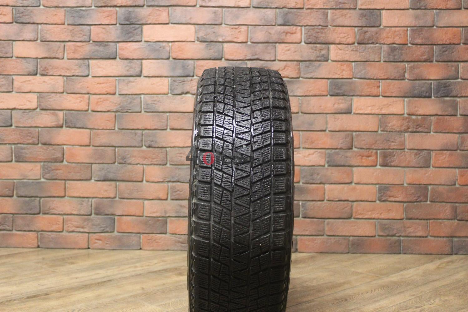 Зимние нешипованные шины R16 215/65 Bridgestone Blizzak DM-V1 бу Лип. (4-5 мм.)