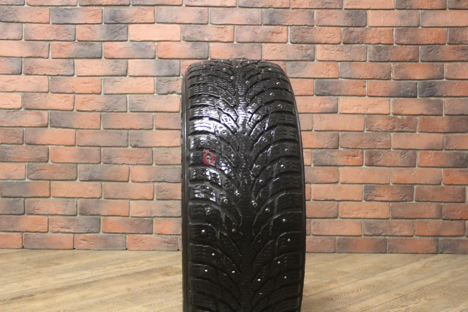 Зимние шипованные шины R18 215/55 Nokian Tyres Hakkapeliitta 9 бу (4-5 мм.) остаток шипов 70-100%