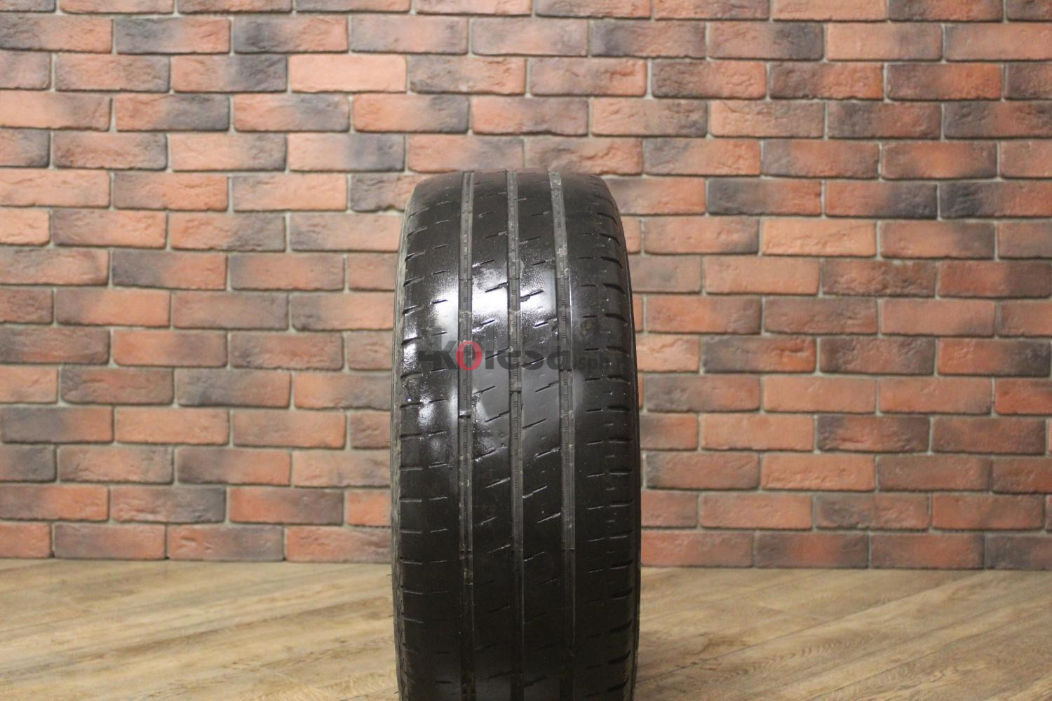 Летние  шины R15C 215/65 Nokian Tyres Hakka Van бу (3-4 мм.) купить в Санкт-Петербурге