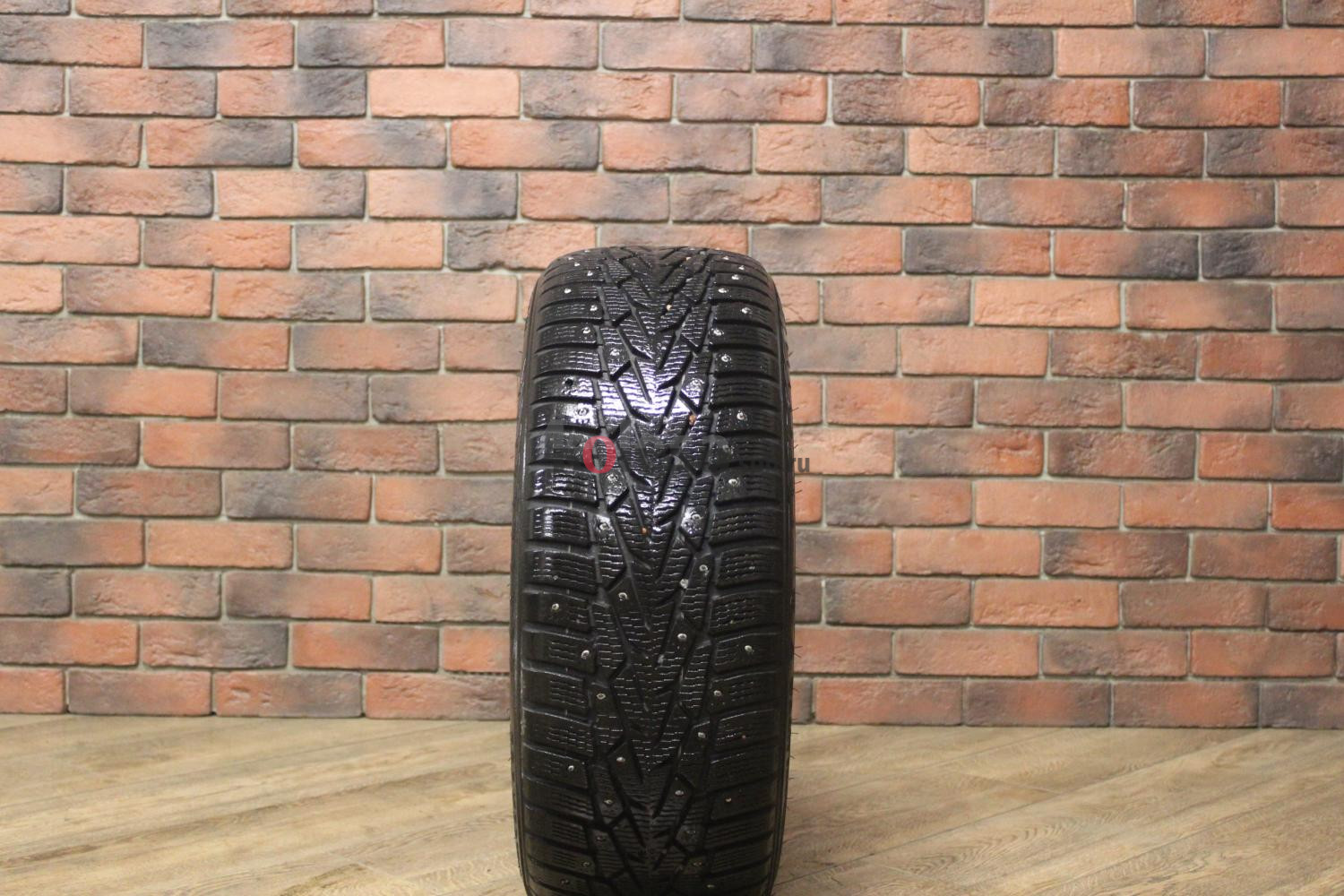 Зимние шипованные шины R17 225/45 Nokian Tyres Hakkapeliitta 7 RFT бу (6-7 мм.) остаток шипов 70-100%