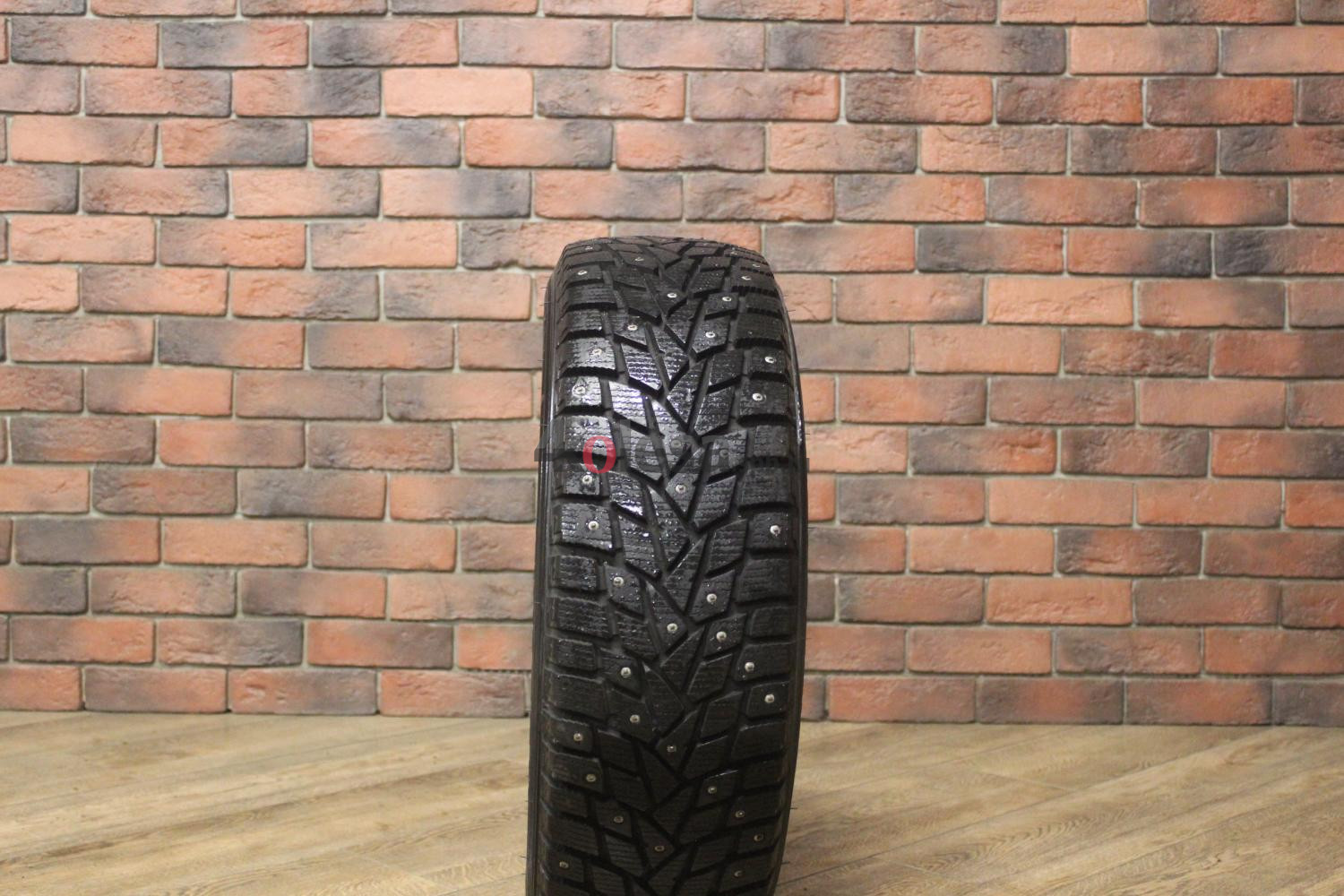 Зимние шипованные шины R15 195/65 Dunlop SP Winter ICE 02 бу (8-9 мм.) остаток шипов 70-100%