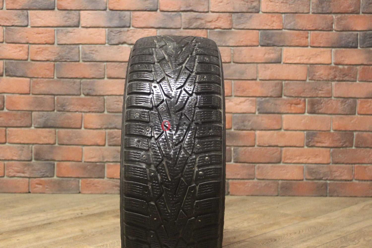 Зимние шипованные шины R16 205/55 Nokian Tyres Hakkapeliitta 7 бу (4-5 мм.) остаток шипов 25-49%