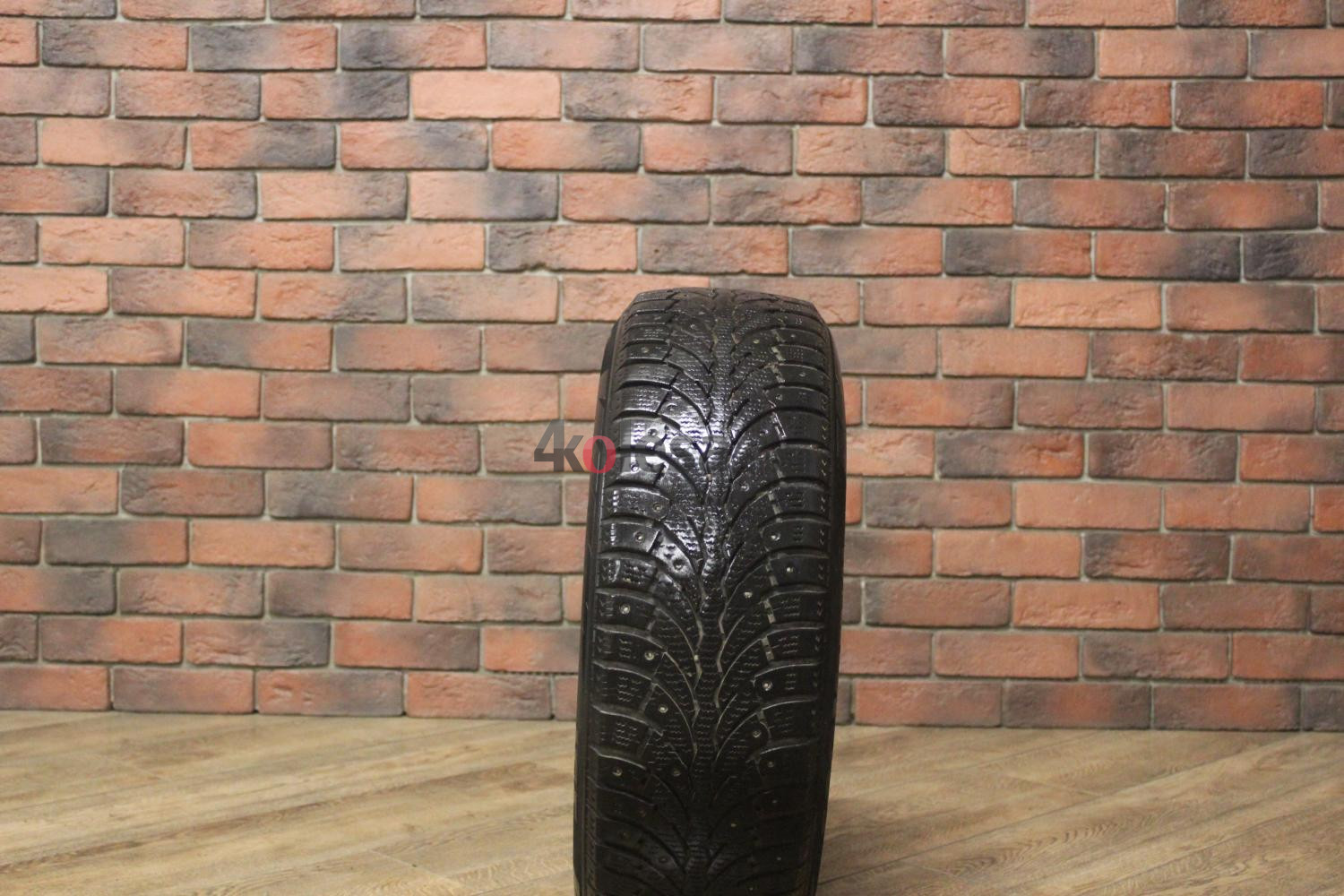 Зимние шипованные шины R15 185/60 Formula Ice бу (4-5 мм.) остаток шипов 0-25%