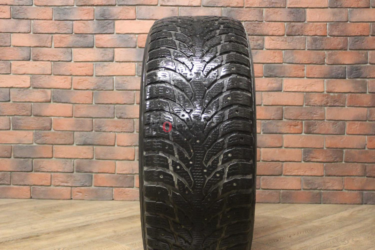 Зимние шипованные шины R18 285/60 Nokian Tyres Hakkapeliitta 9 бу (4-5 мм.) остаток шипов 0-25%