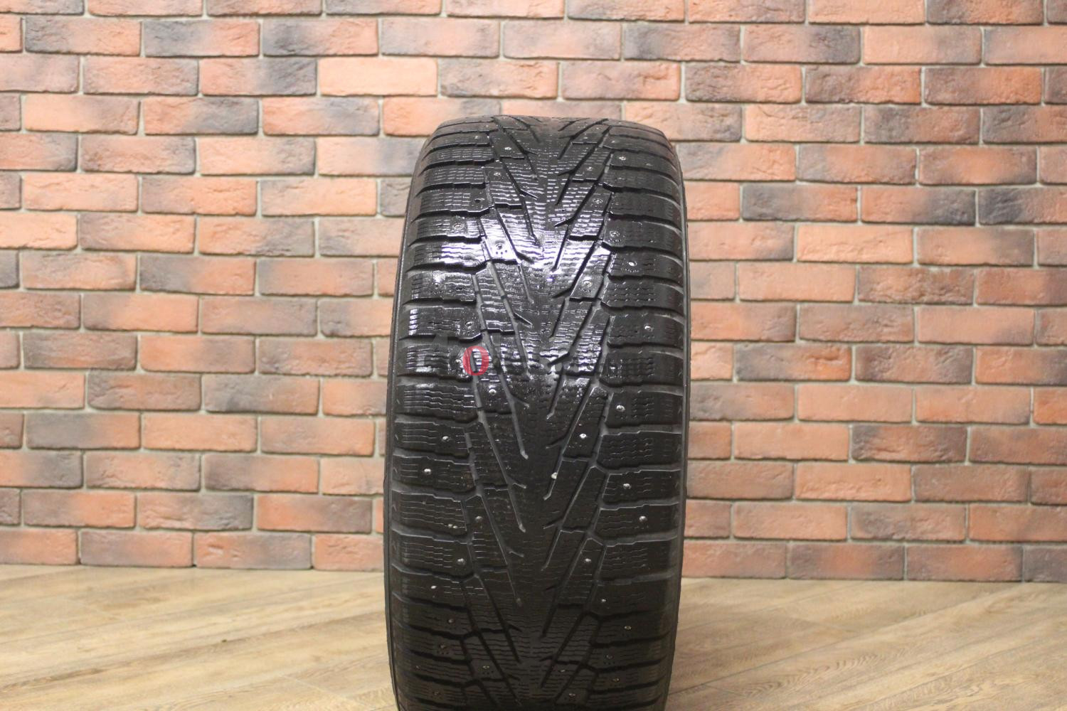 Зимние шипованные шины R19 285/45 Nokian Tyres Hakkapeliitta 7 бу (6-7 мм.) остаток шипов 70-100%