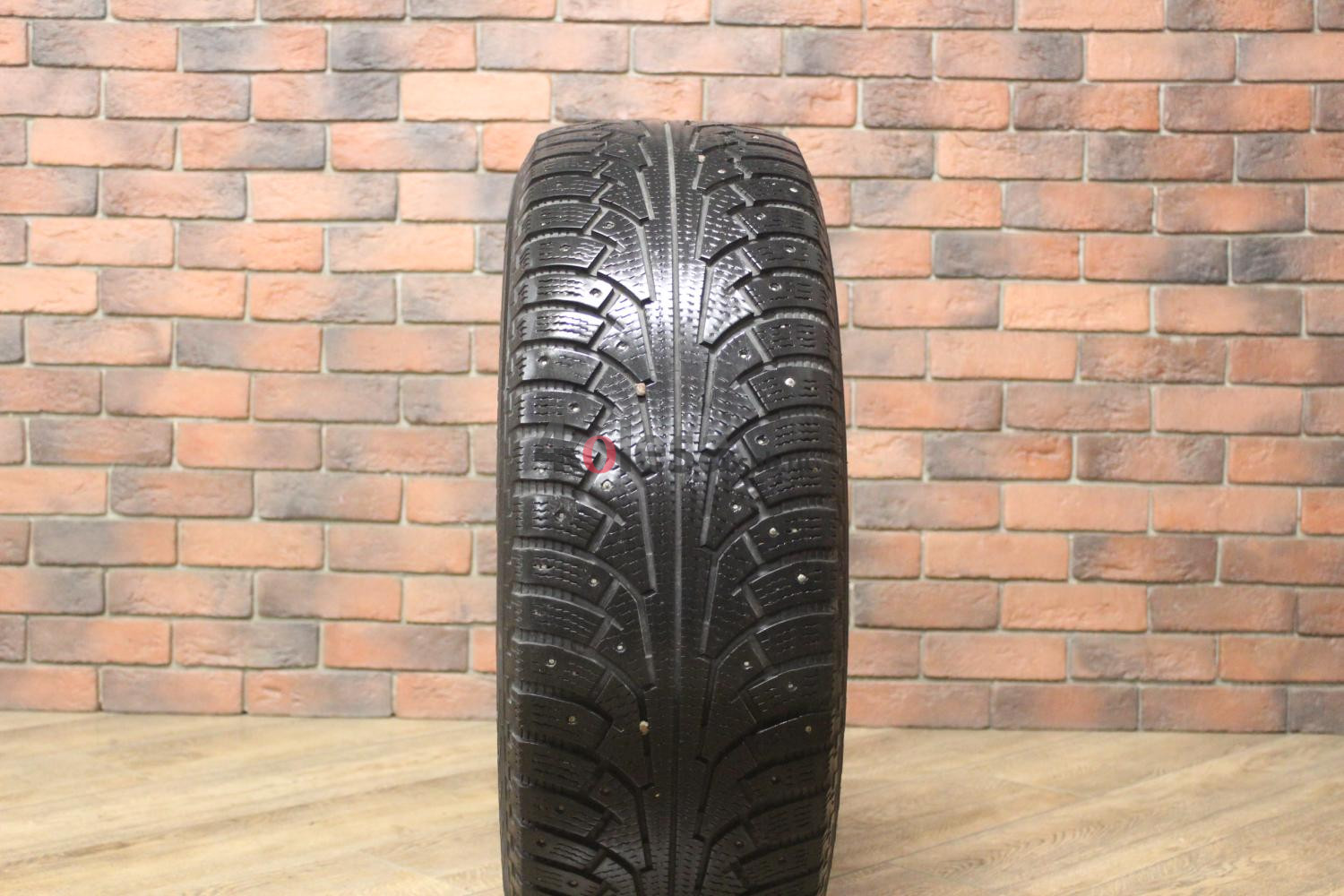 Зимние шипованные шины R17 245/65 Nokian Tyres Nordman 5 бу (4-5 мм.) остаток шипов 0-25%
