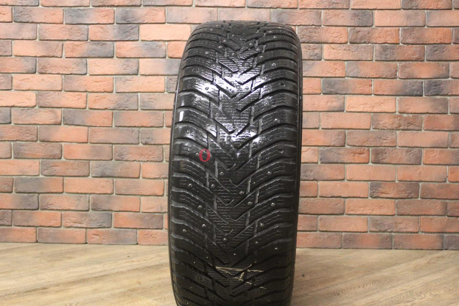 Зимние шипованные шины R20 275/55 Nokian Tyres Hakkapeliitta 8 бу (8-9 мм.) остаток шипов 70-100%