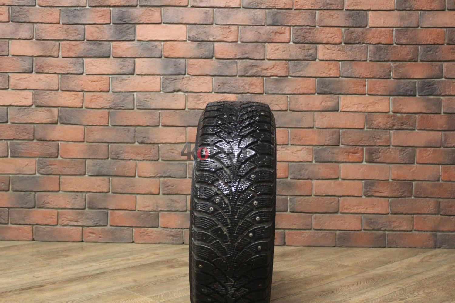 Зимние шипованные шины R14 185/65 Nokian Tyres Nordman 4 бу (4-5 мм.) остаток шипов 70-100%