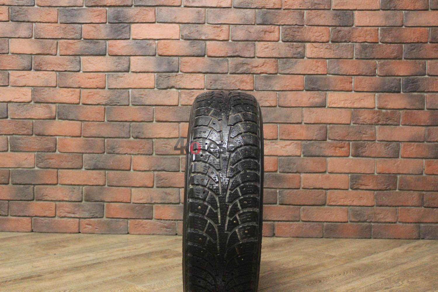 Зимние шипованные шины R15 185/65 Kingstar SW41 бу (4-5 мм.) остаток шипов 50-69%