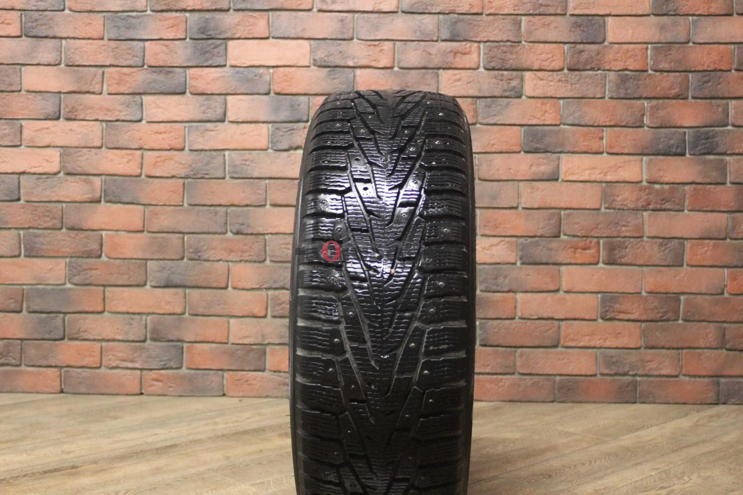 Зимние шипованные шины R18 225/55 Nokian Tyres Nordman 7 бу (8-9 мм.) остаток шипов 70-100%