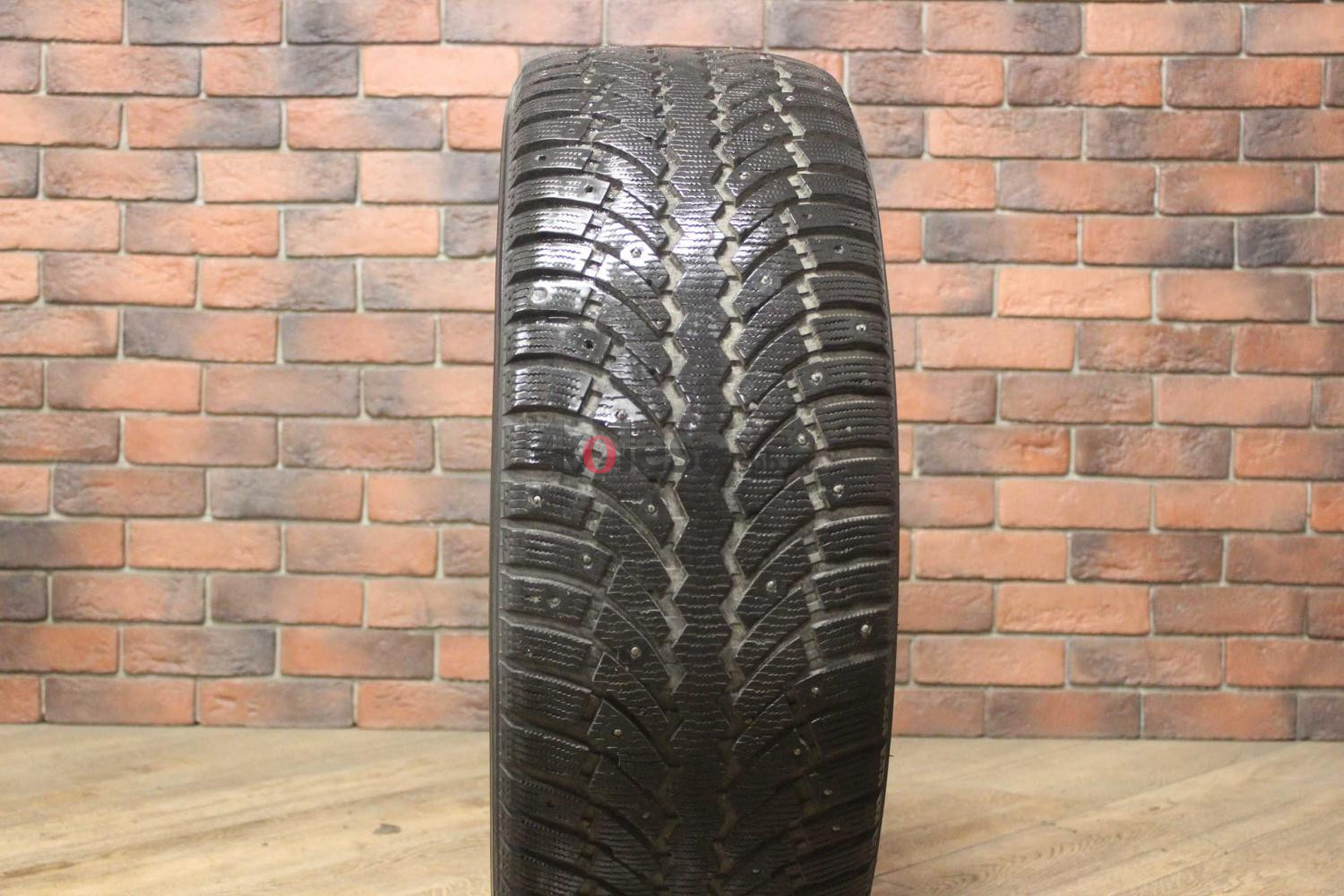 Зимние шипованные шины R18 265/60 Formula Ice бу (6-7 мм.) остаток шипов 70-100%