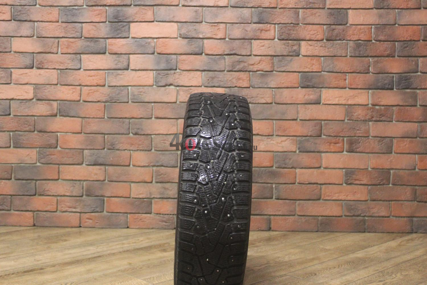 Зимние шипованные шины R14 175/70 Pirelli Ice Zero бу (4-5 мм.) остаток шипов 25-49%