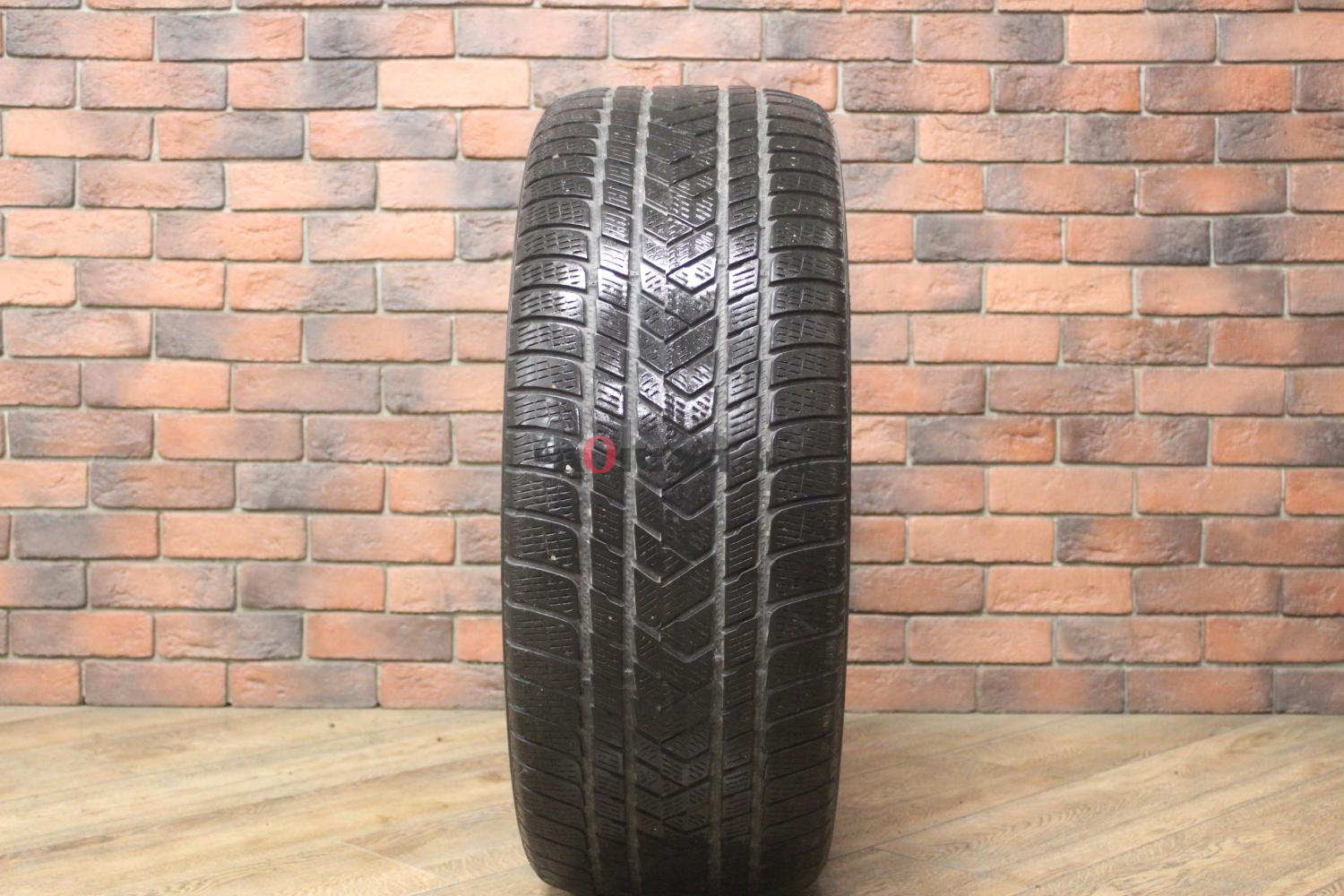 Зимние нешипованные шины R21 285/45 Pirelli Scorpion Winter RFT бу Лип. (4-5 мм.)